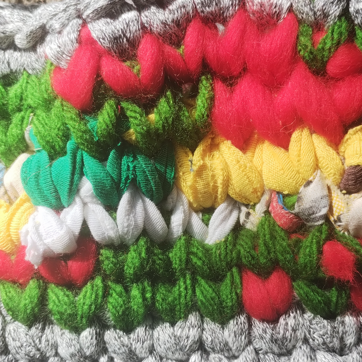 Scrappy Crocheted Tote Bag